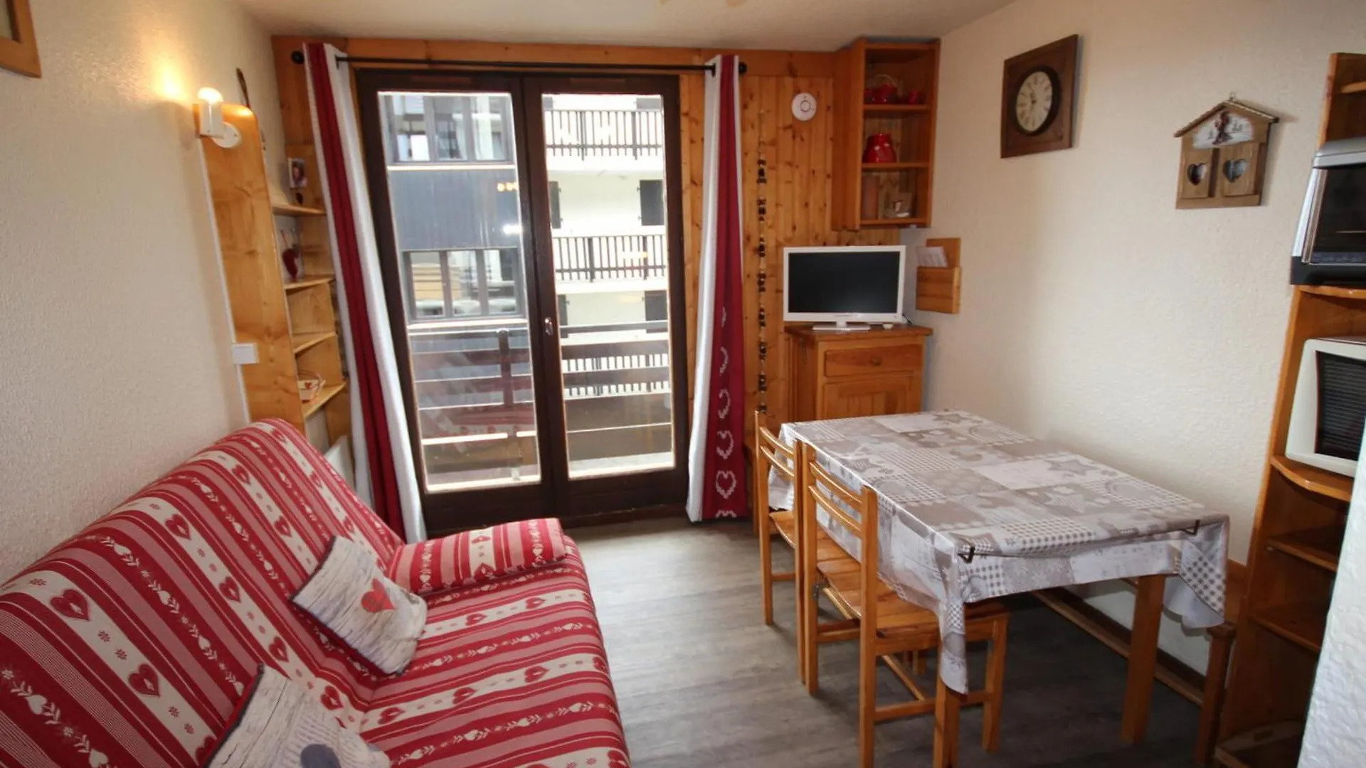 Studio Cabine 4 Pers, Balcon, Au Coeur Des Saisies, A 250M Des Pistes - Fr-1-293-165 Les Saisies